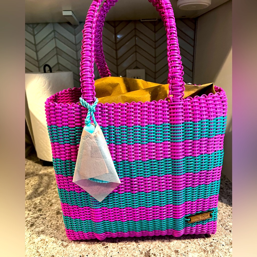 IXOQ Limited Edition On the Run Bag